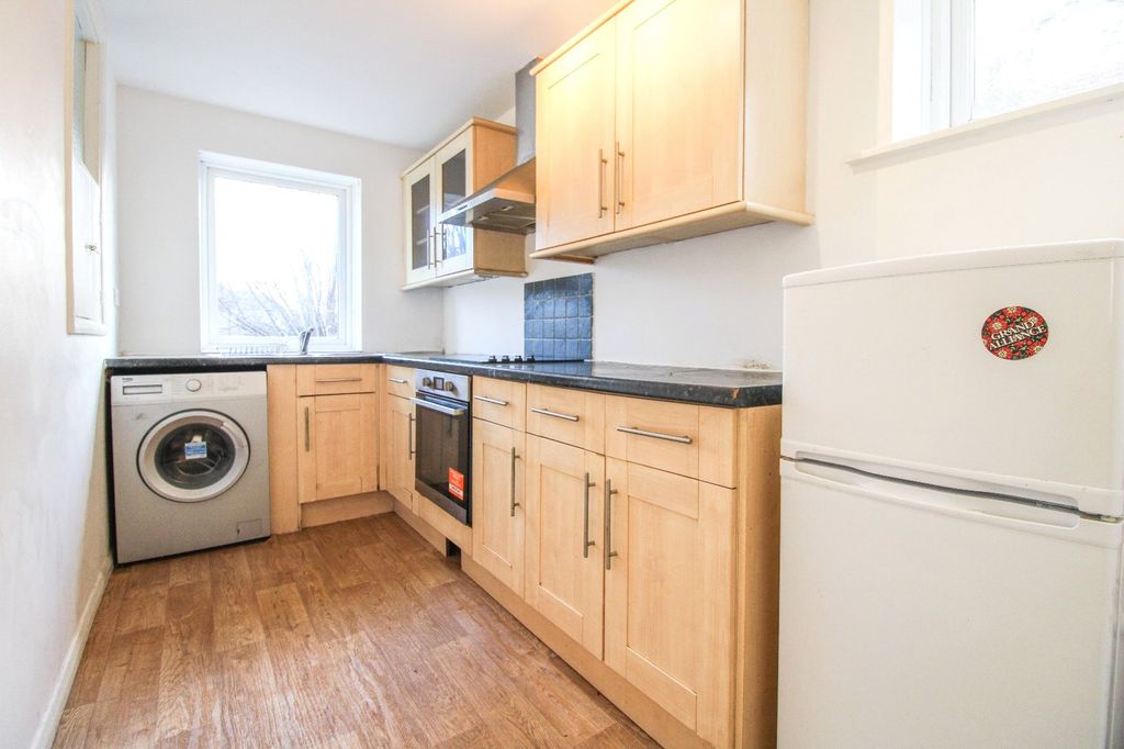 Property photo 3 of 10 Picture No. 46