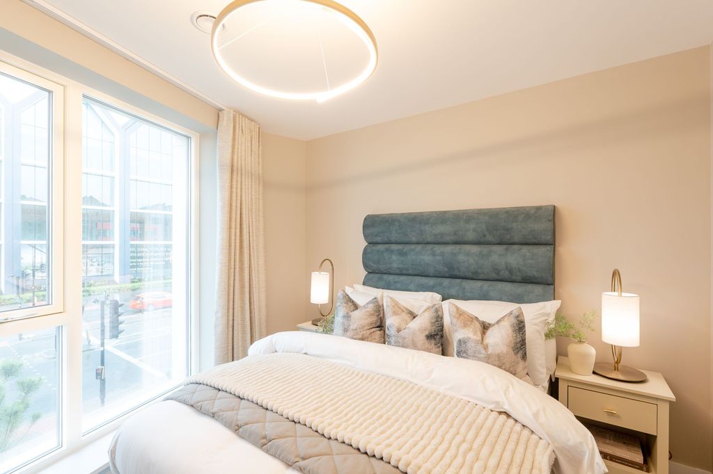 Property photo 2 of 19