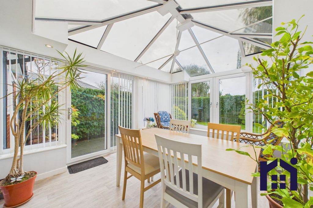 Property photo 3 of 22 Orangery