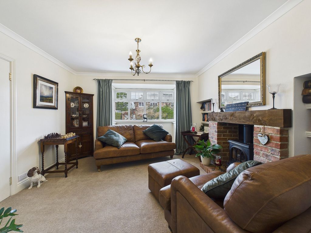 Property photo 2 of 17