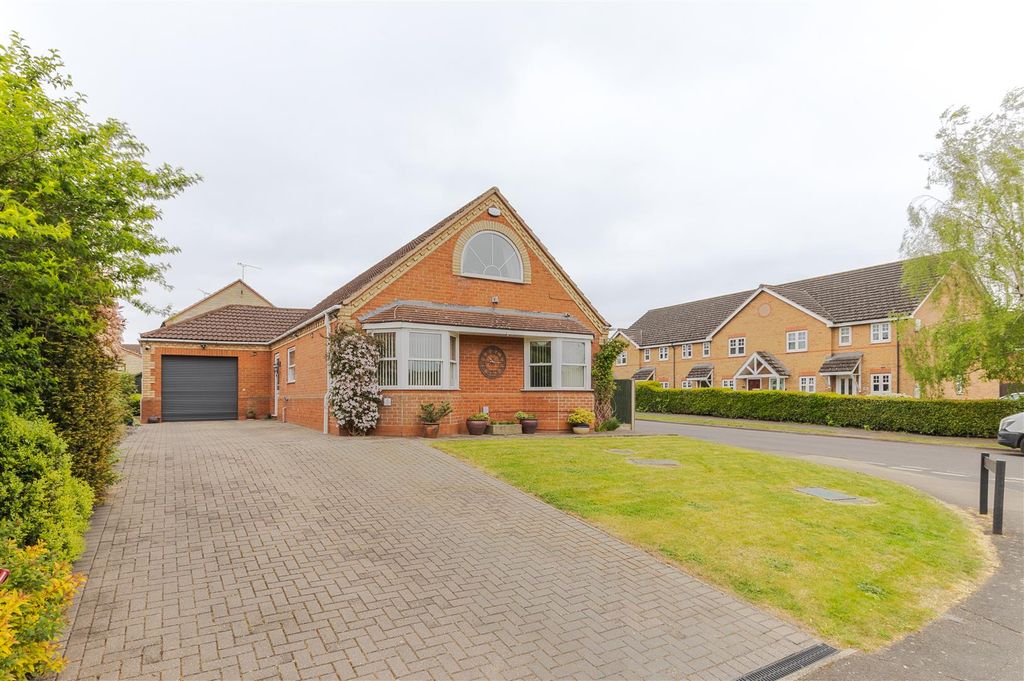 Property photo 1 of 22 Main