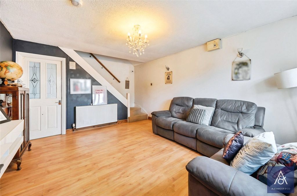 Property photo 3 of 18 Picture No. 25