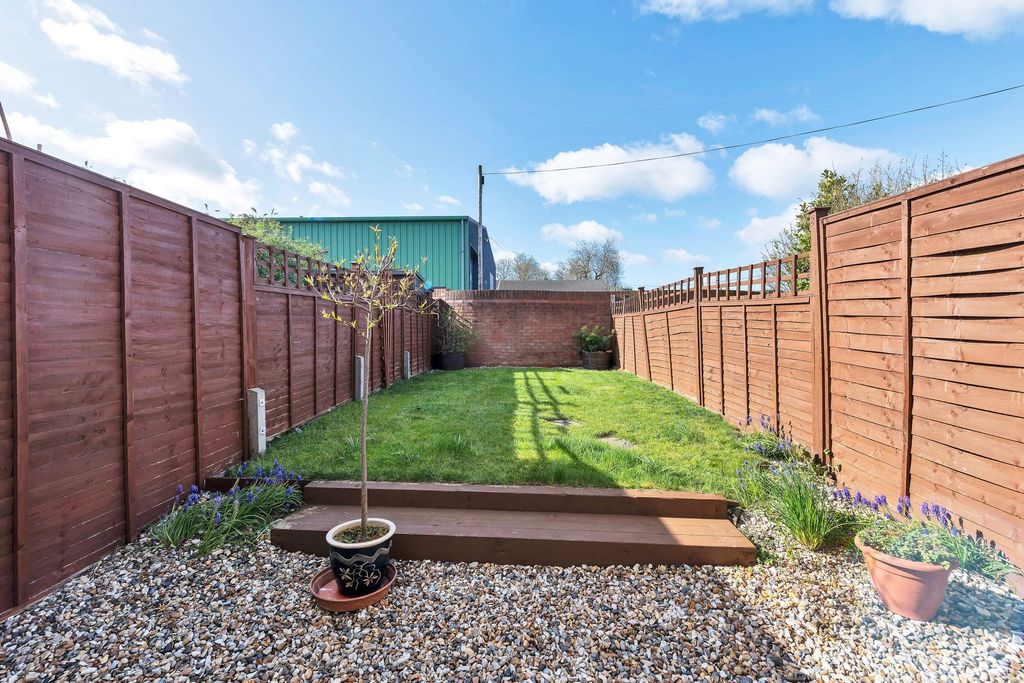 Property photo 3 of 11