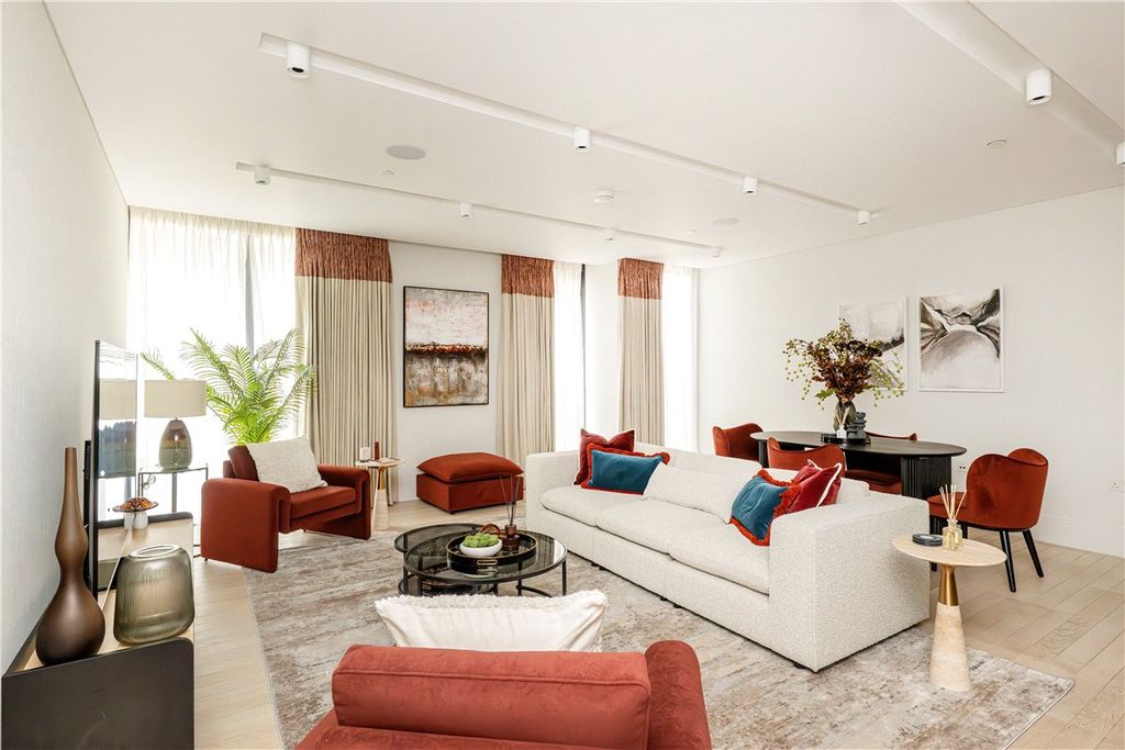 Property photo 2 of 25 Picture No. 44