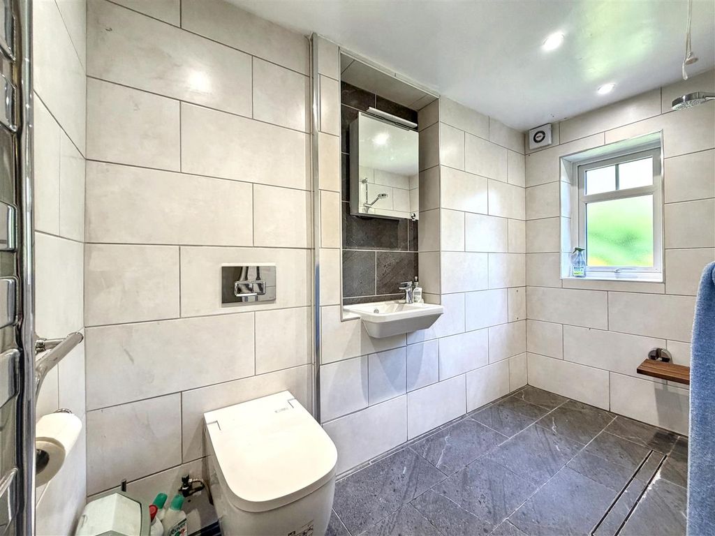 Additional image 16 of 6 bed detached house for saleLambley Lodge Road, Belton In Rutland LE15