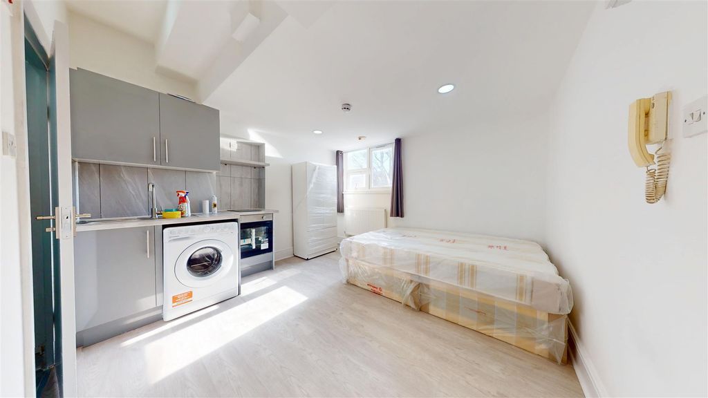 Property photo 1 of 4 04022025_142221.Jpg