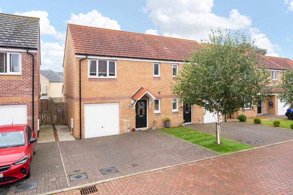 Property photo 1 of 21 5558760