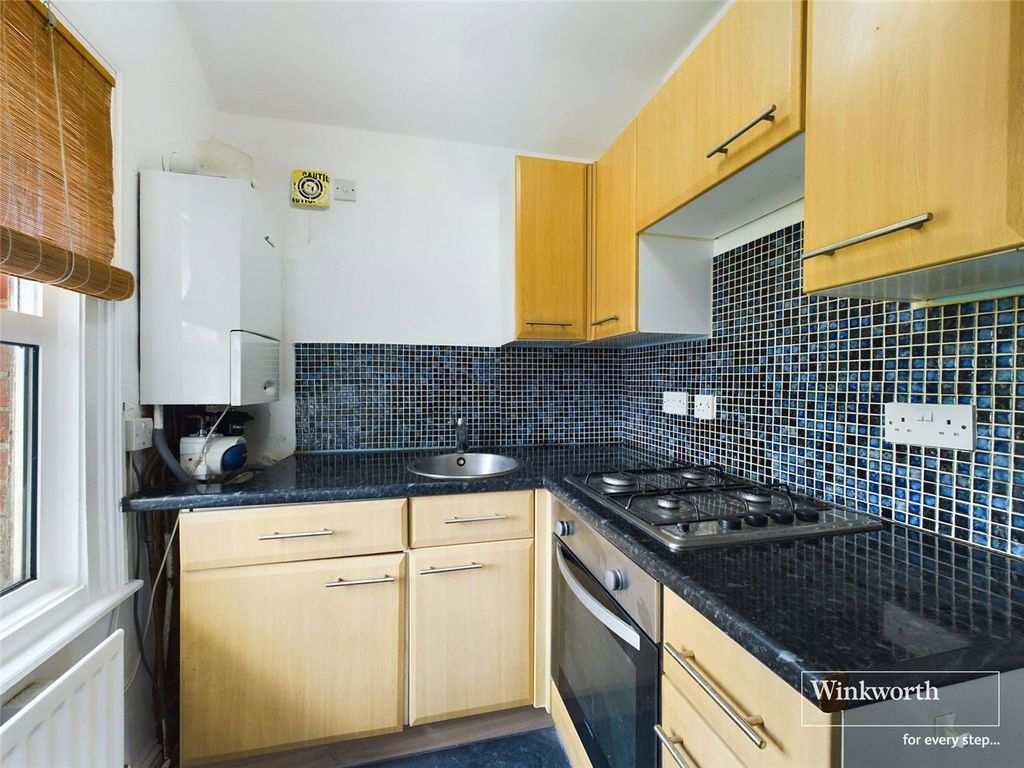 Property photo 2 of 7 Picture No. 26