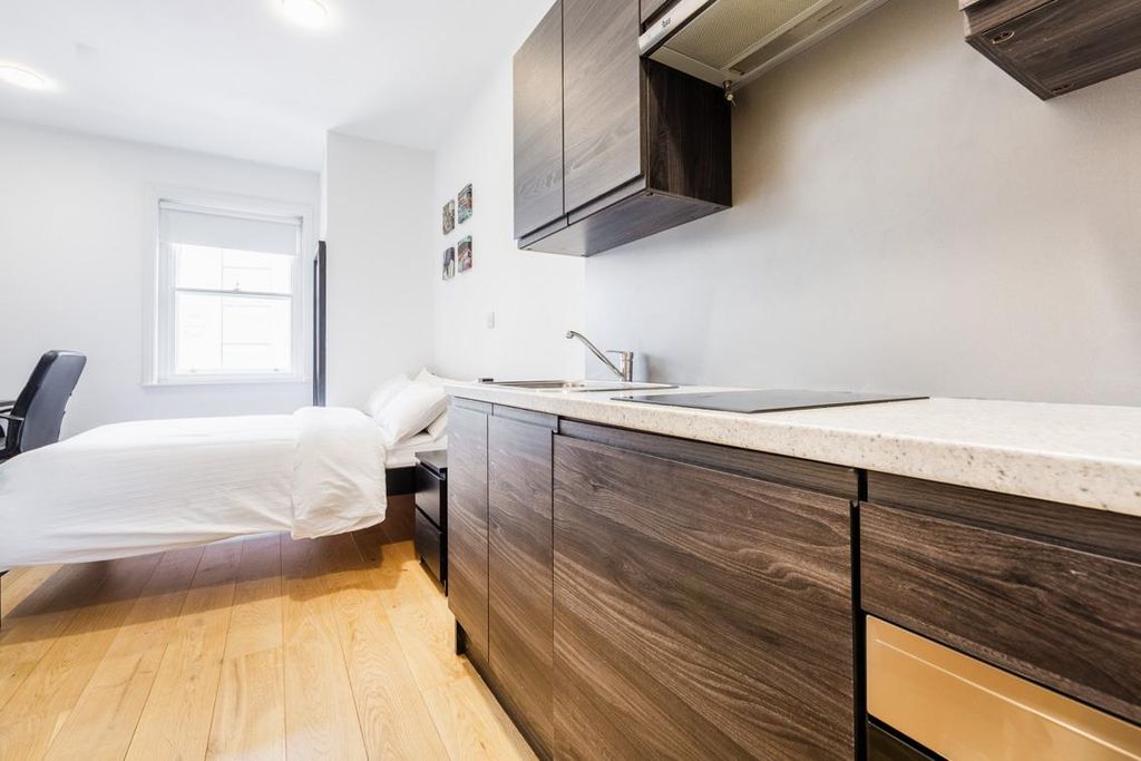 Property photo 3 of 5 S33 Lo-Res-2.Jpg