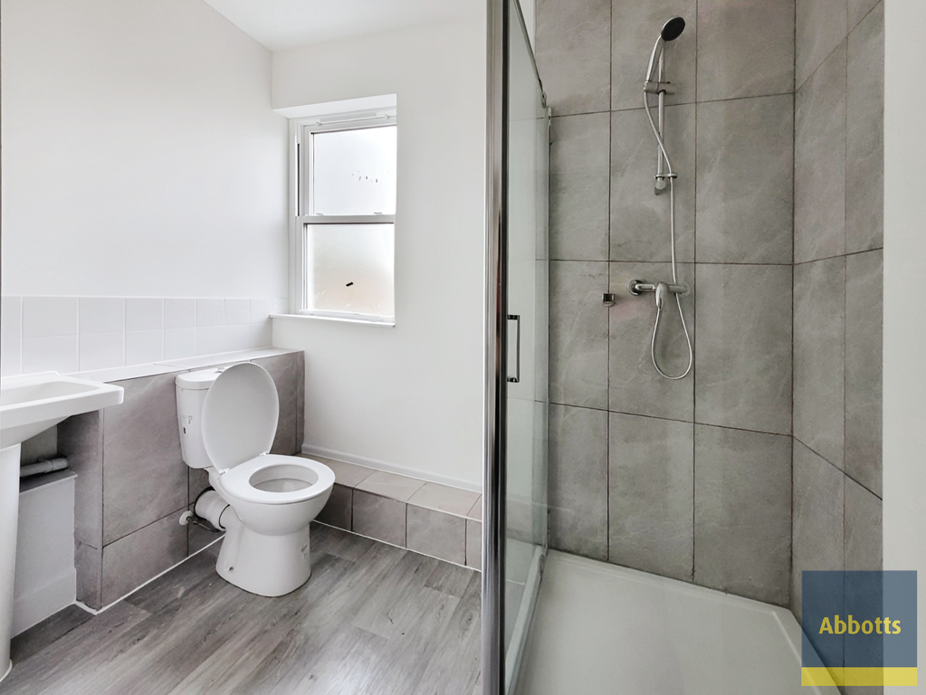 Property photo 3 of 3