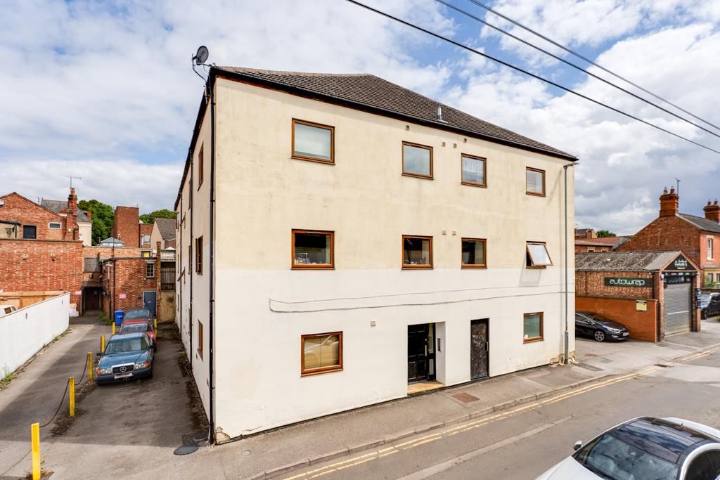 Property photo 1 of 15 Flat 5 Palace Court, 16 Alfred Street, Rushden-16.