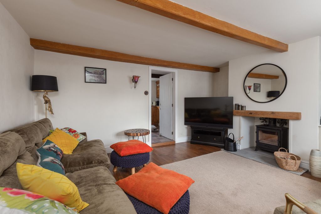 Property photo 2 of 15 57 Church Street-3