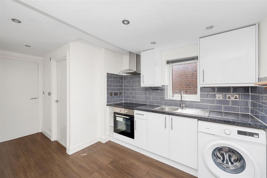 Property photo 1 of 9 19646396 (3).Jpg