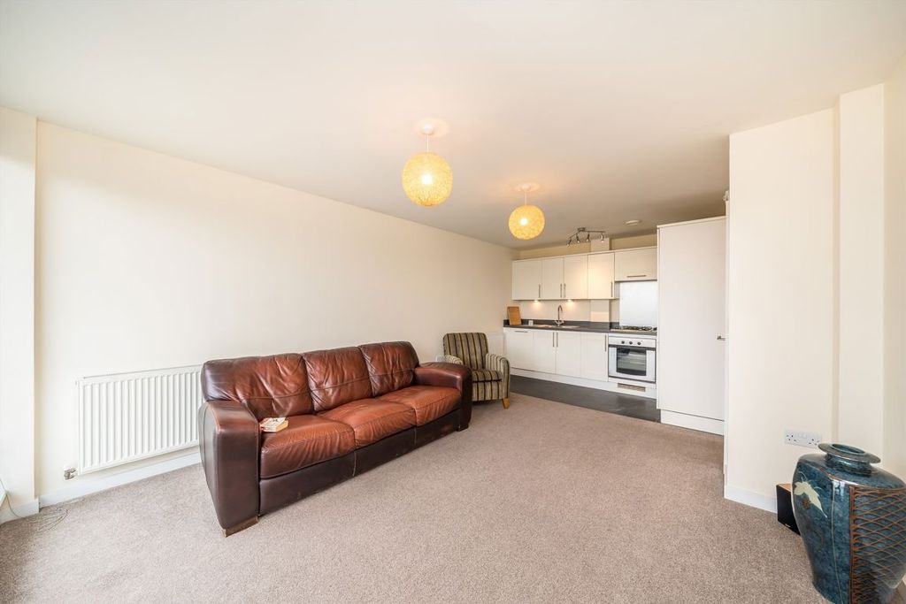 Property photo 2 of 6