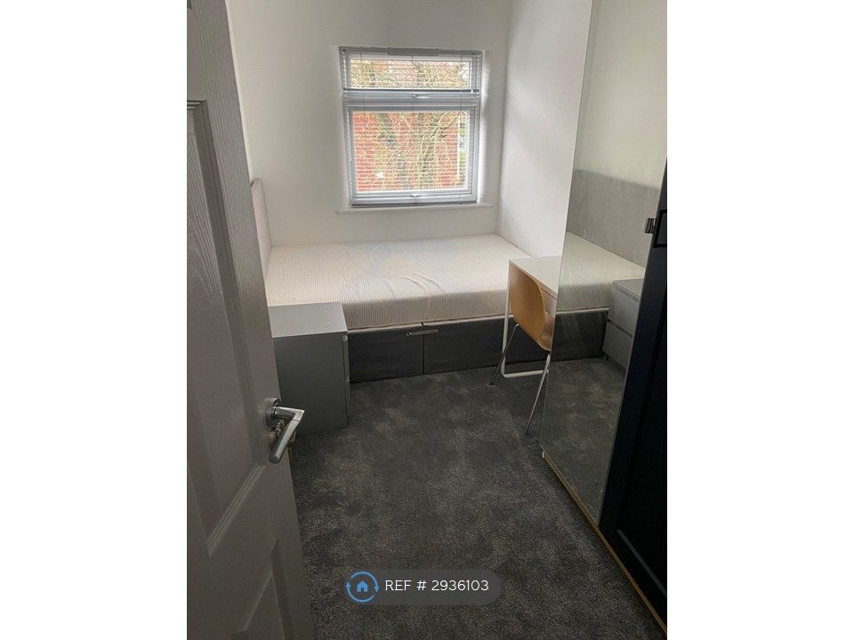 Property photo 1 of 25