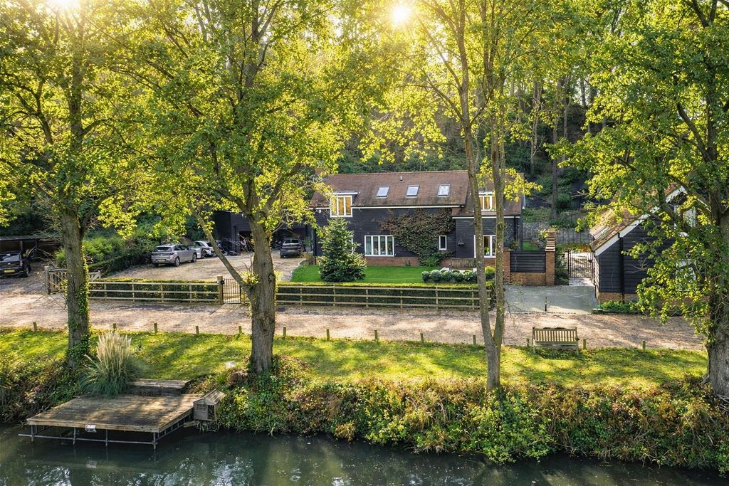 Property photo 2 of 44 Front.Png