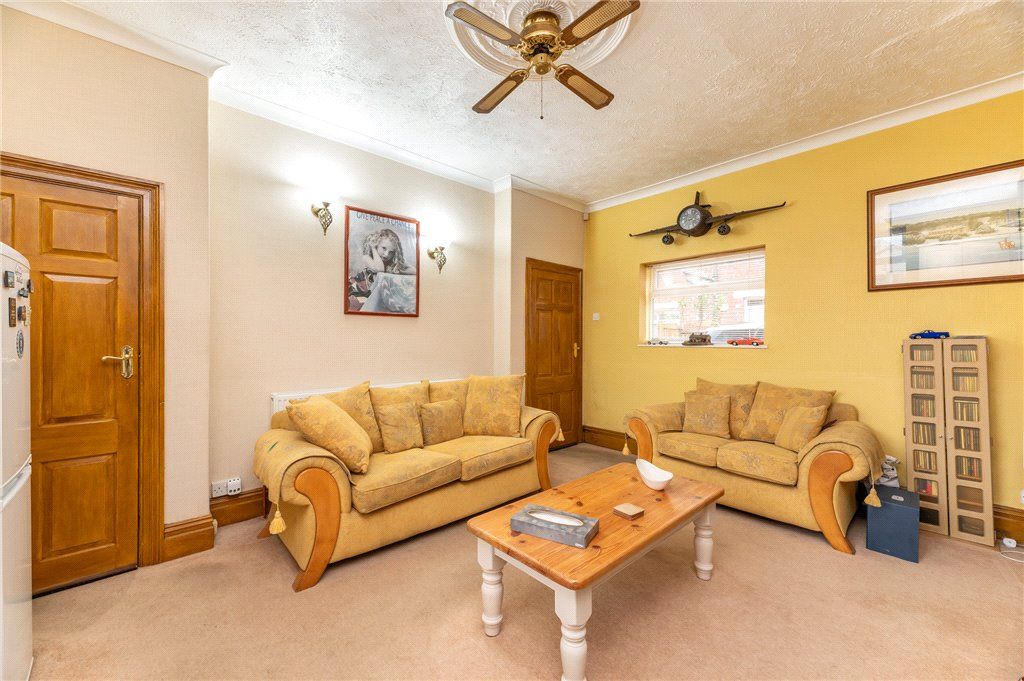 Property photo 2 of 16 Living Area