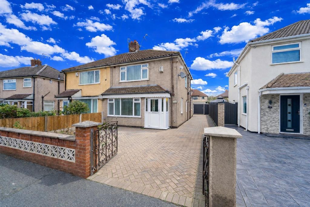 Property photo 1 of 25 F462c0d7-23c1-4d32-B022-26079B9A243d.Png