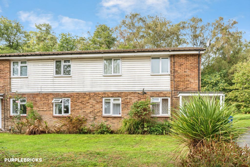 Property photo 2 of 24