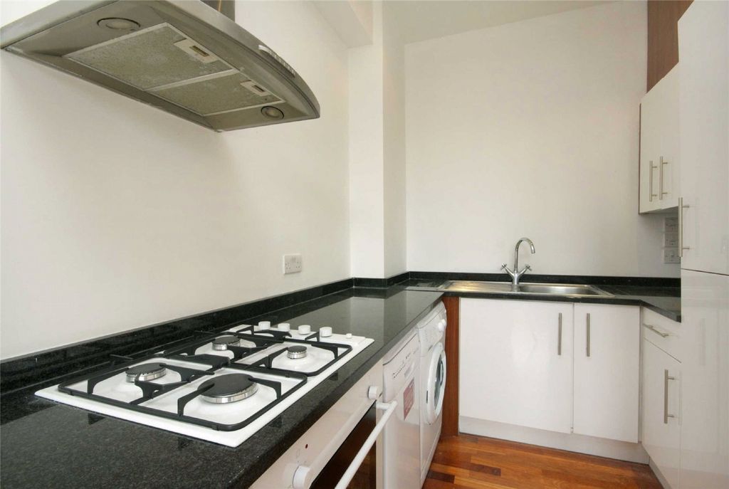 Property photo 2 of 6 Picture No. 02