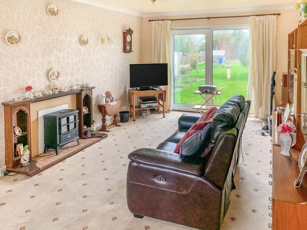 Property photo 3 of 12 Living Room