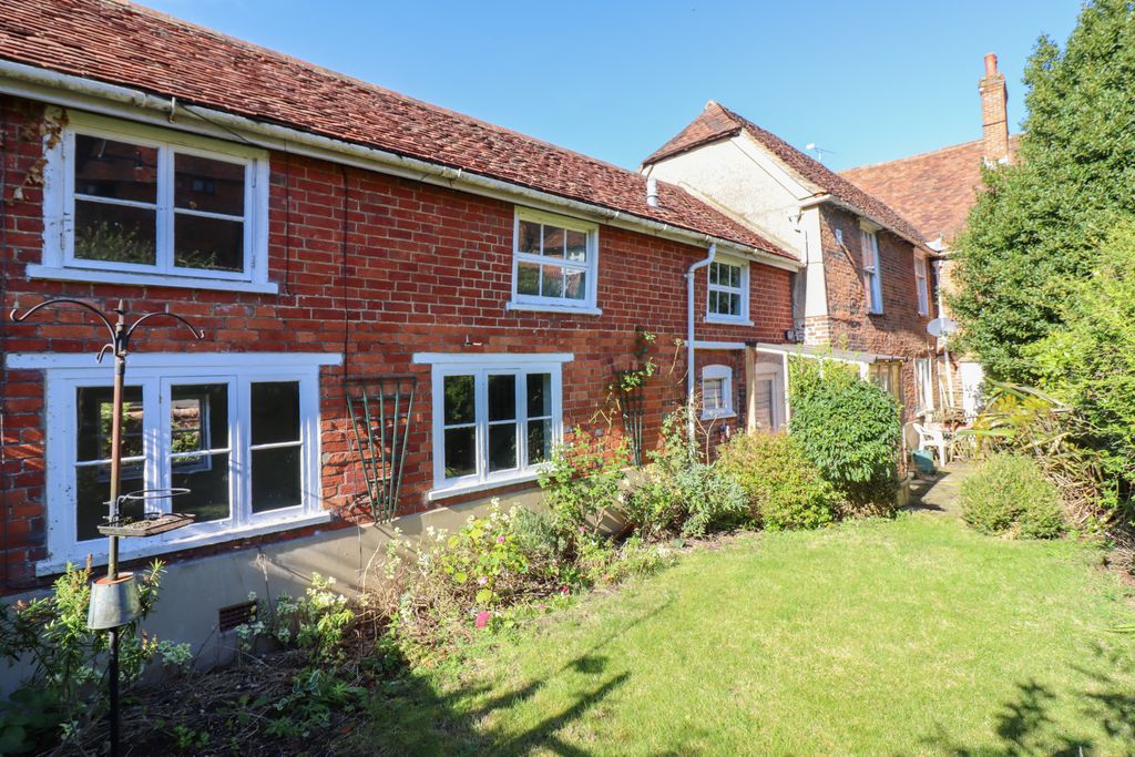 Property photo 3 of 16