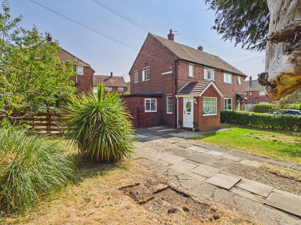Property photo 1 of 13 External