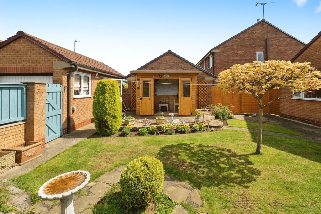 Property photo 3 of 16