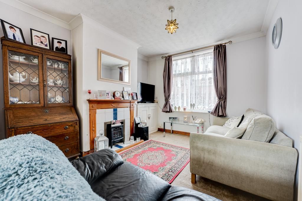 Property photo 3 of 22 81 Barnwell Street, Kettering-11.Jpg
