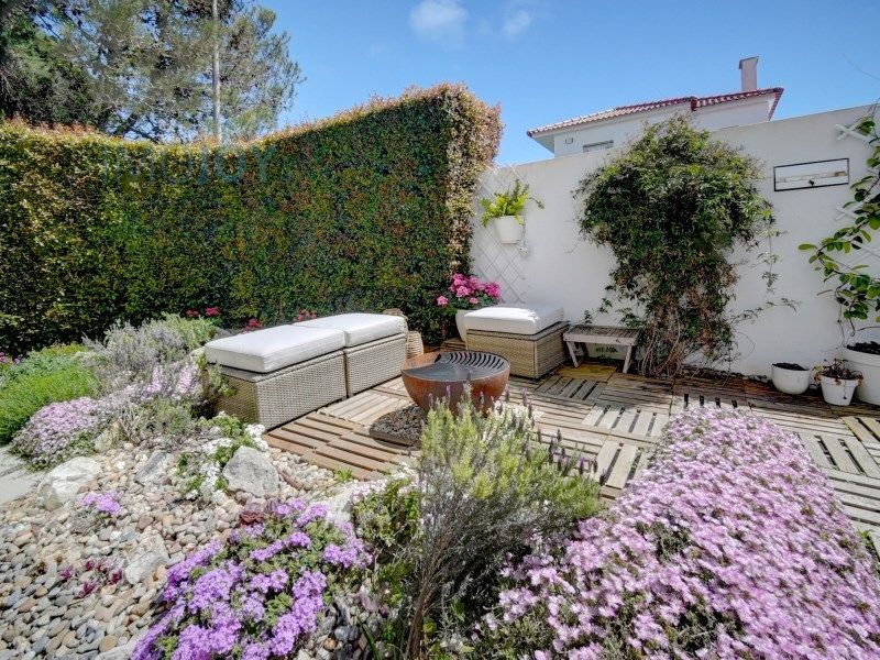 Property photo 3 of 32