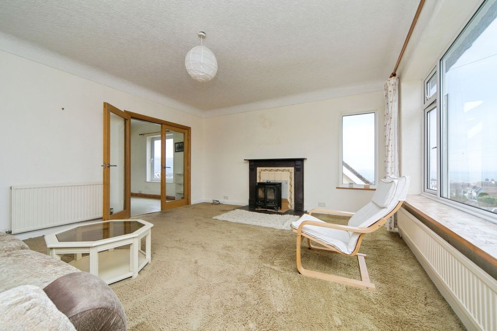 Property photo 3 of 17 Photography