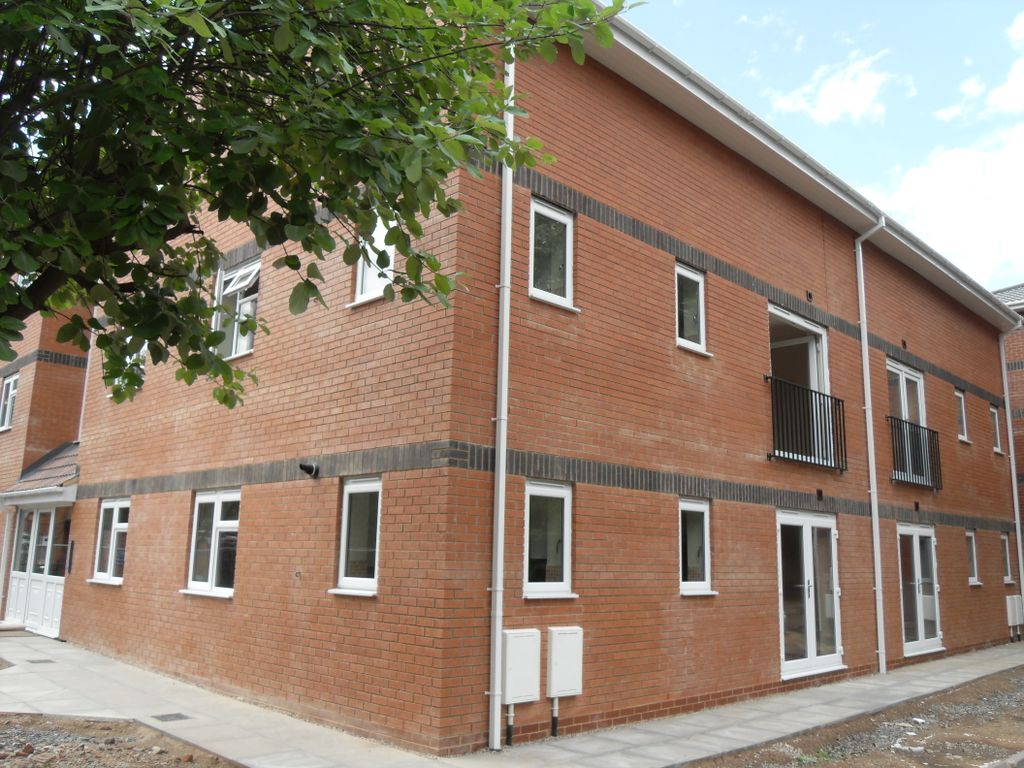 Property photo 1 of 2