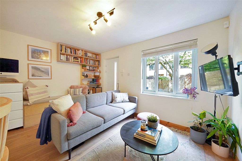 Property photo 1 of 14 Picture No. 02