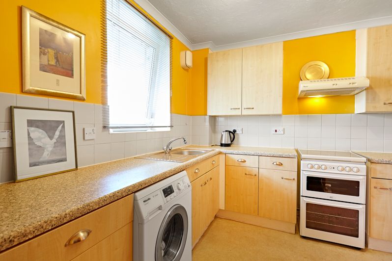 Property photo 3 of 7