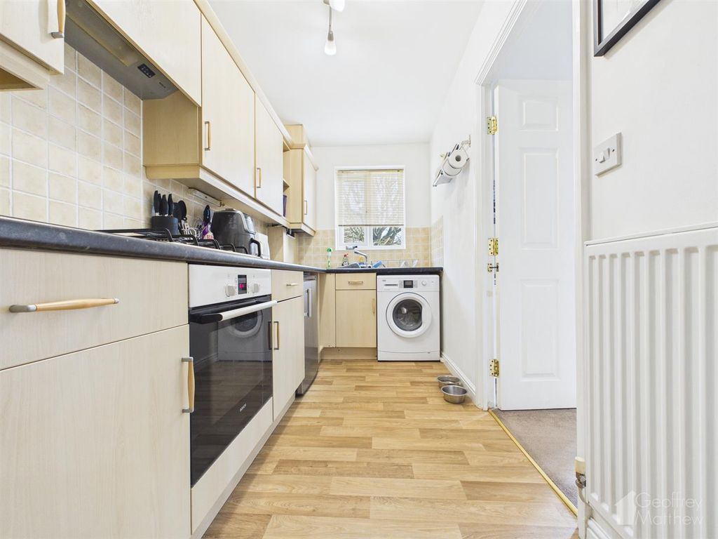 Property photo 2 of 11 Cam02365G0-Pr0426-Still013.Jpg