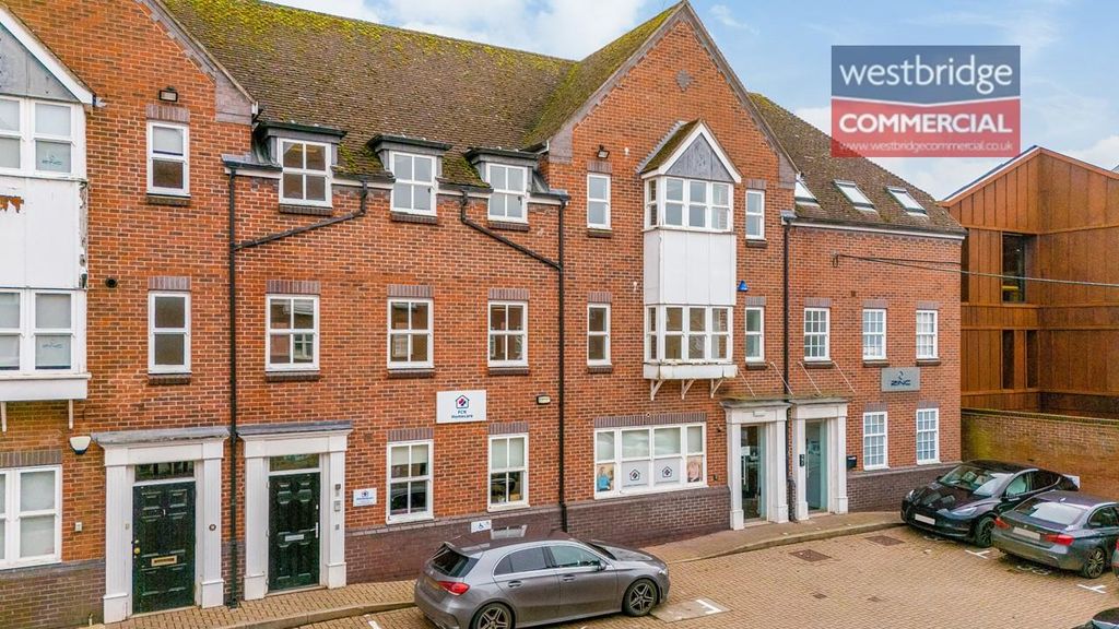 Property photo 1 of 20 Front