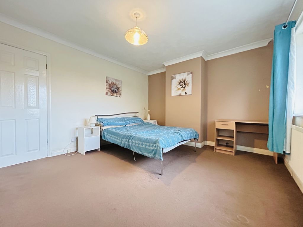 Property photo 2 of 11 Img_9892