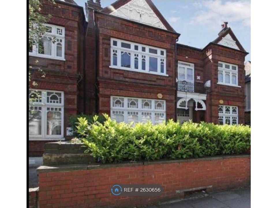 Property photo 2 of 27