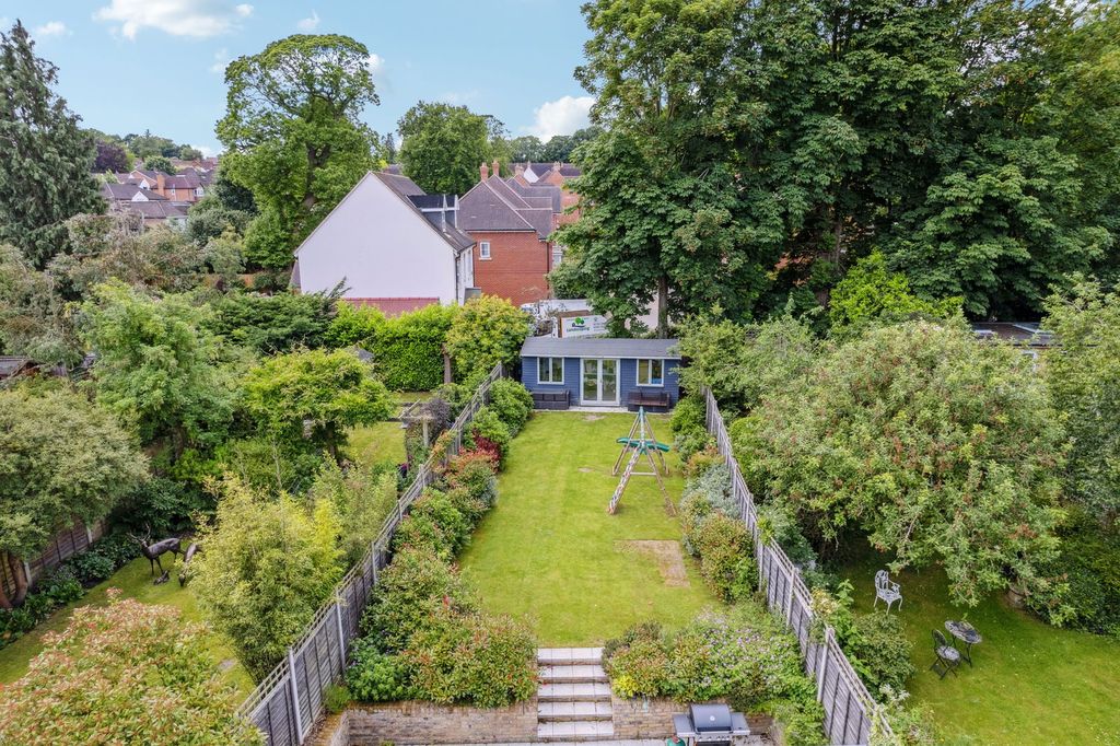 Property photo 2 of 21