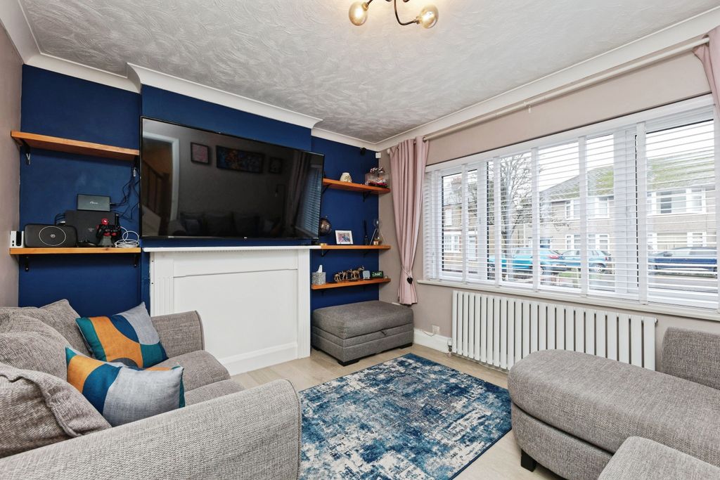 Property photo 3 of 13 Img_8196_Rw