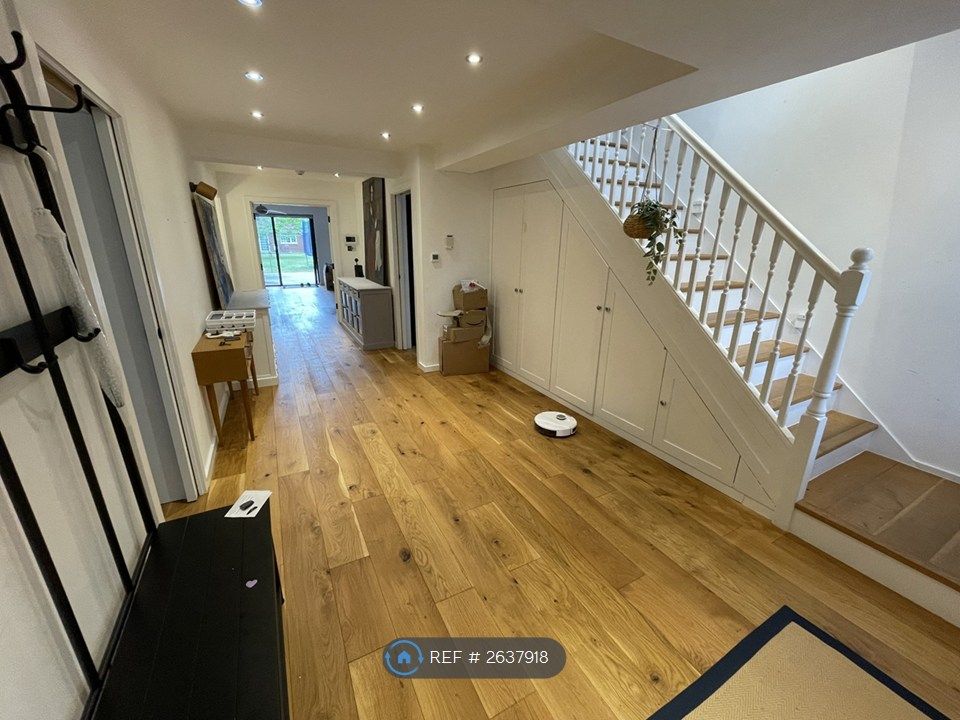 Property photo 2 of 34 Hallway