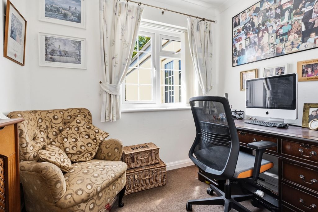 Additional image 8 of 5 bed detached house for saleHill View Road, Longfield DA3