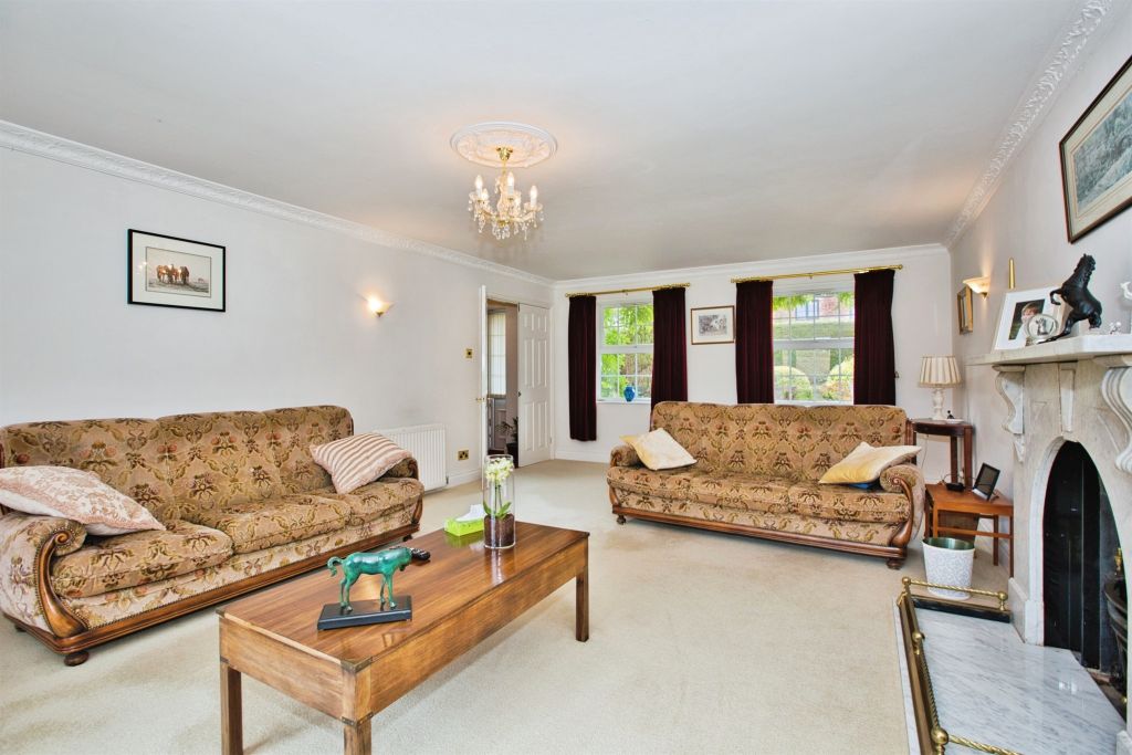 Property photo 3 of 18
