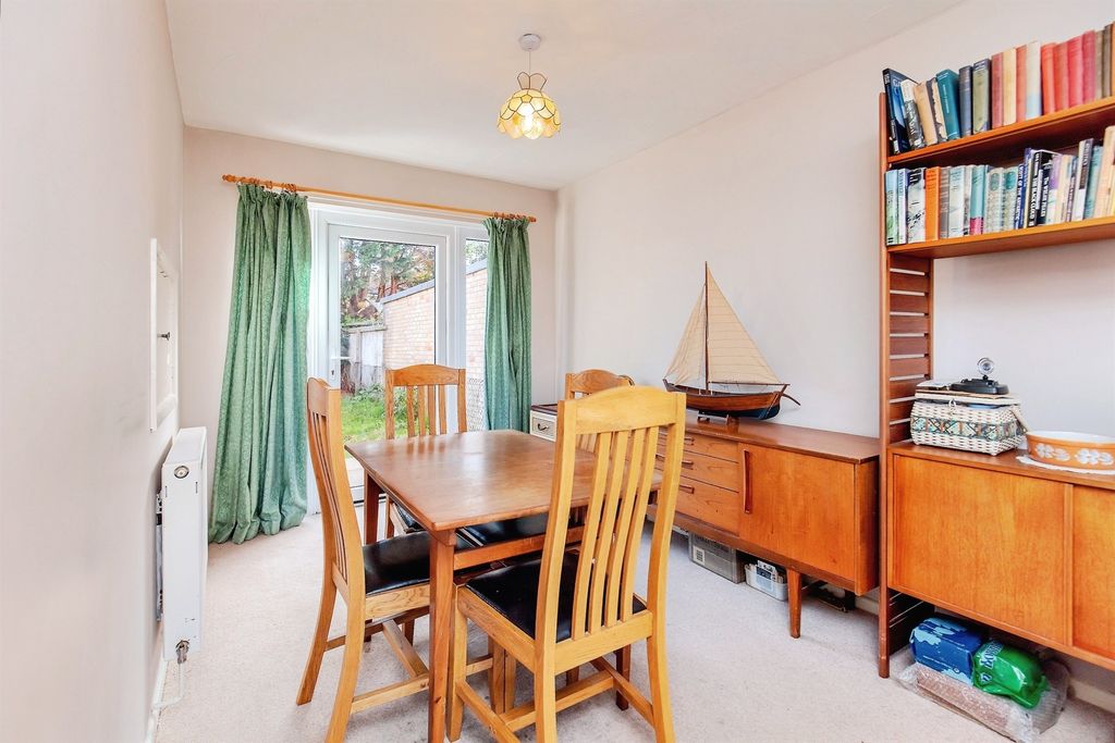 Property photo 3 of 15