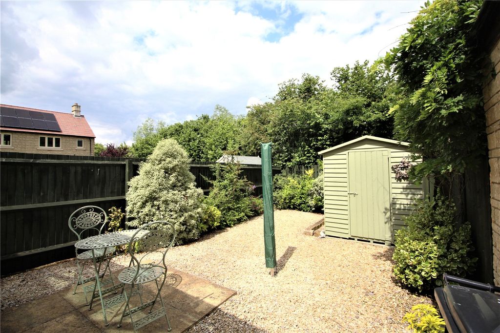 Property photo 2 of 22 Picture No. 13