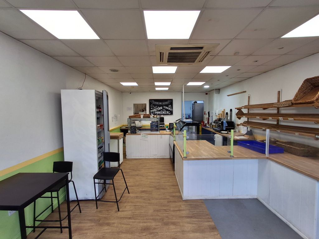 Property photo 3 of 6