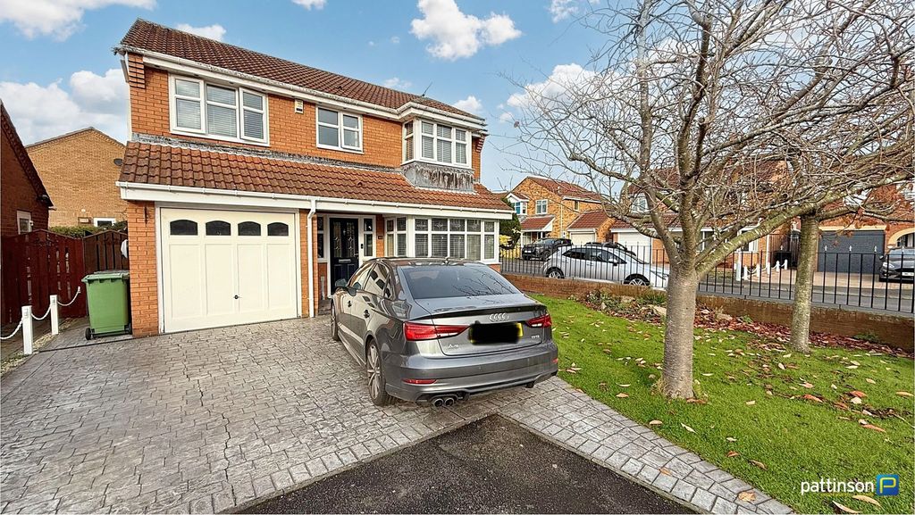 Property photo 1 of 31