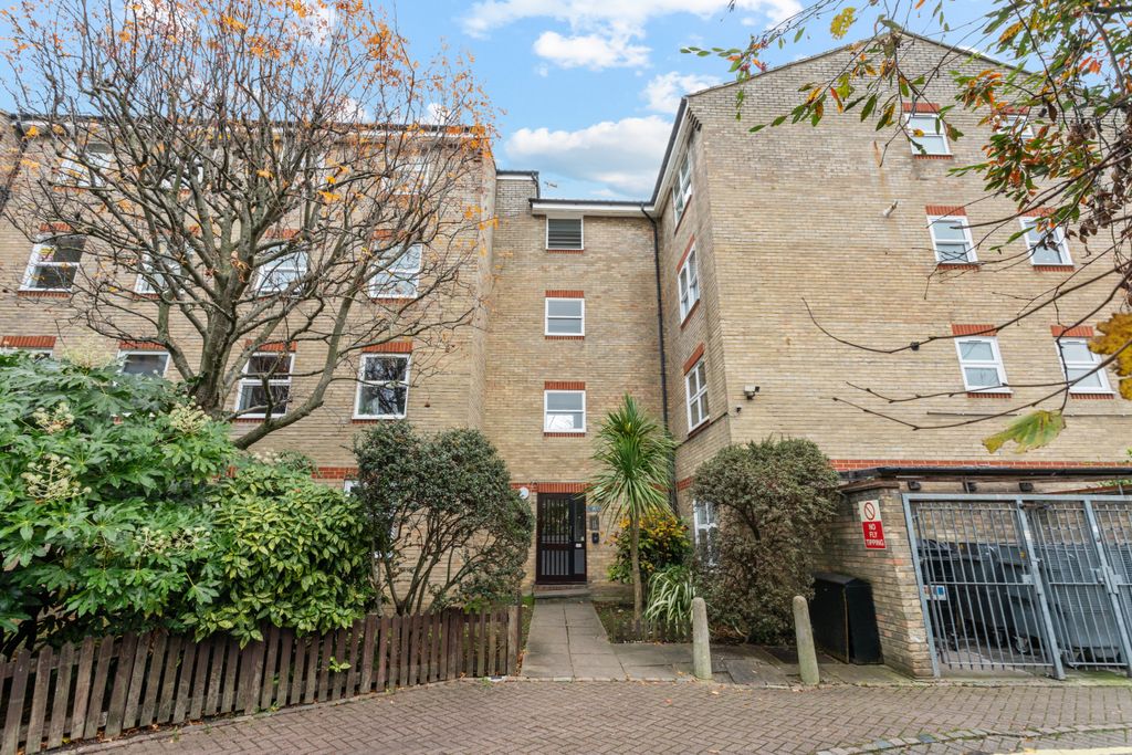Property photo 1 of 10