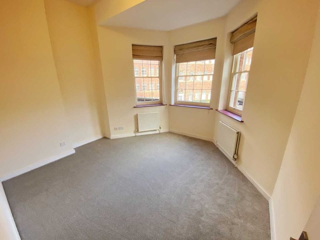 Property photo 3 of 6 Picture No. 20