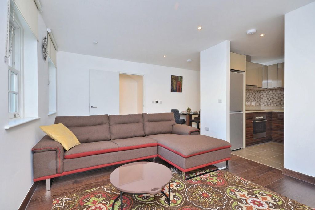 Property photo 1 of 7 Reception (Main)